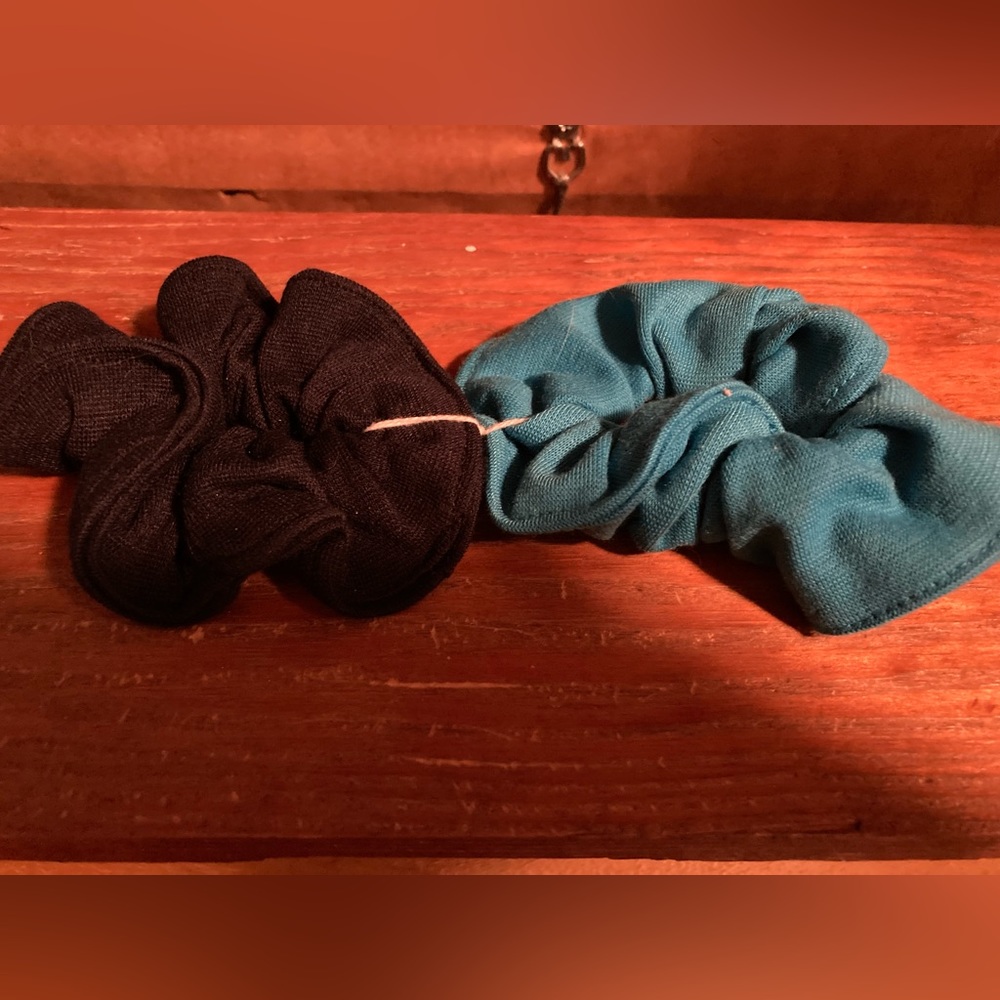 Set of two hair scrunches